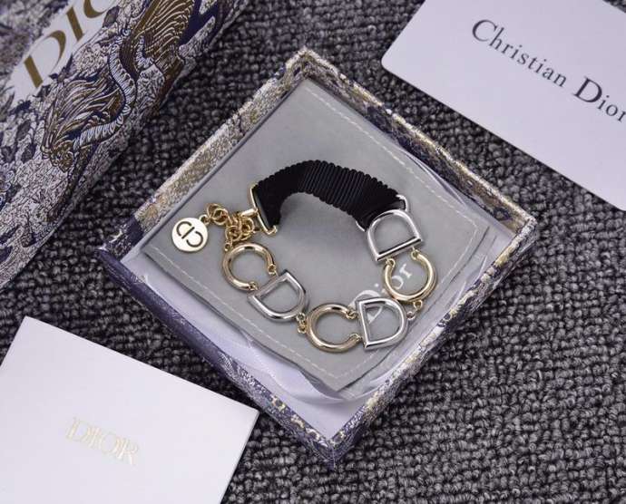 Picture of Dior Bracelet _SKUDiorbracelet05cly1047357